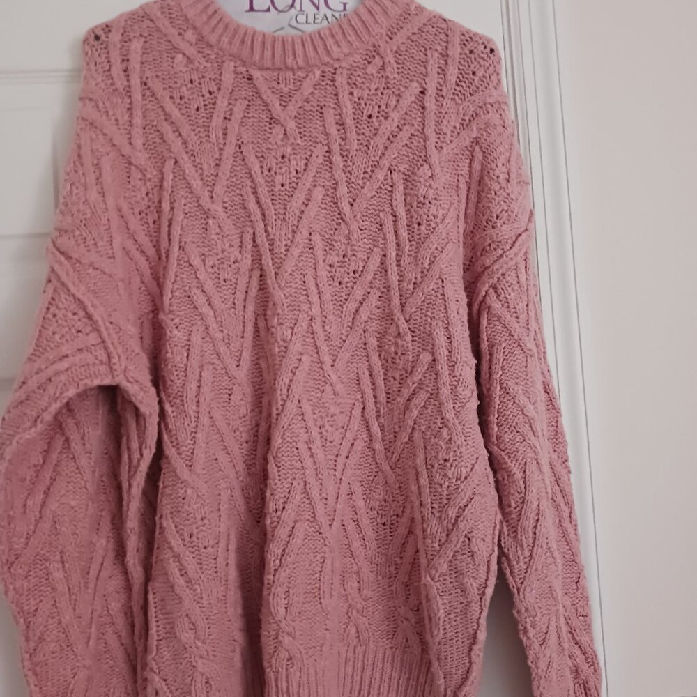 Free People - Beautiful Pink cable knit sweater
